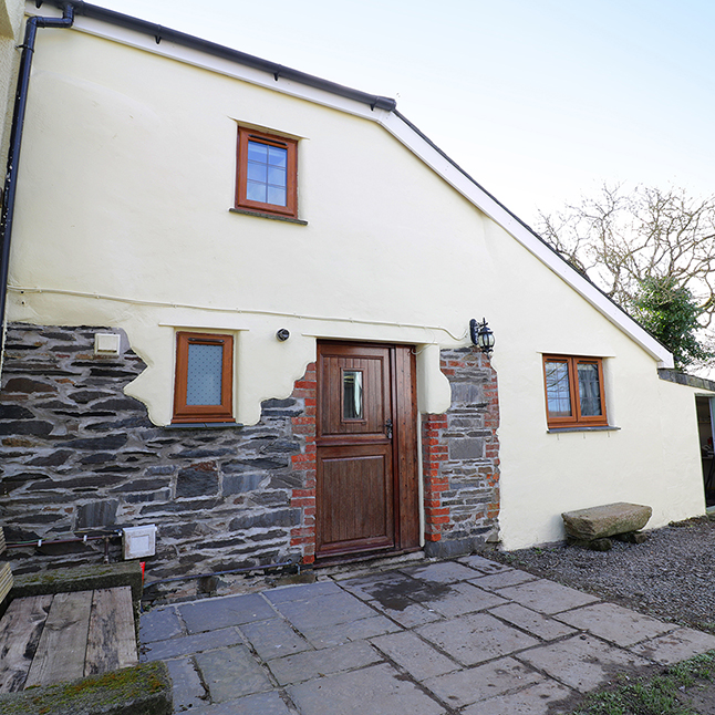 Middle West Curry Farmhouse