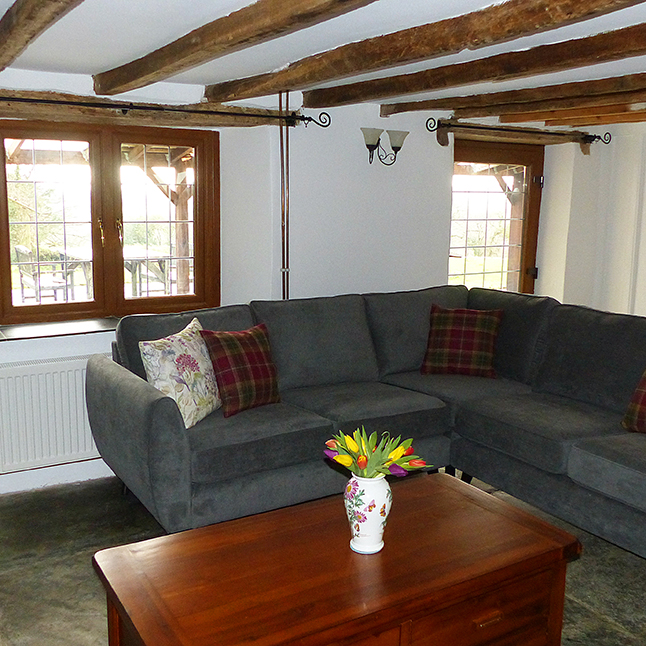 Middle West Curry Farmhouse